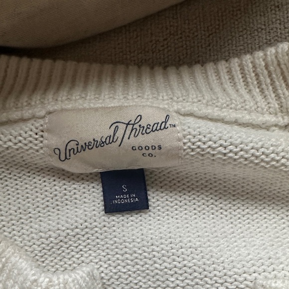 Universal Thread Cream Button-Up Cardigan - Picture 2 of 3